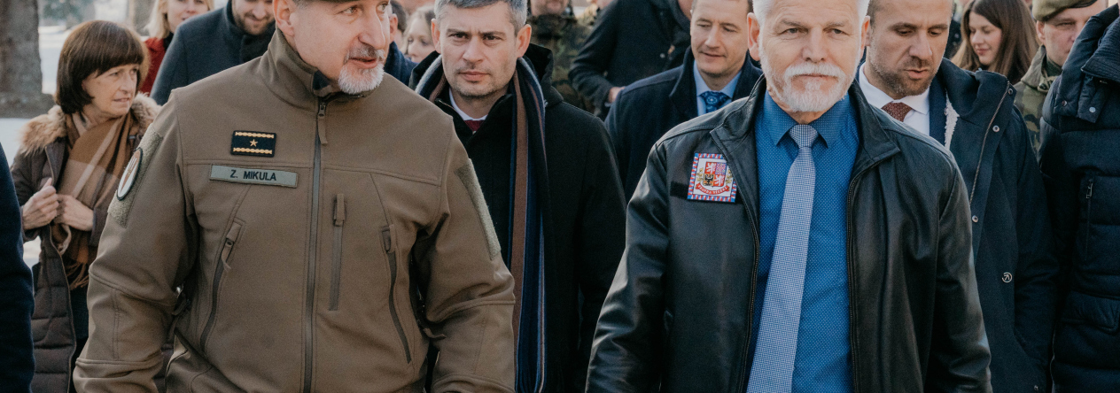 Návštěva pana prezidenta Petra Pavla v posádce Přáslavice