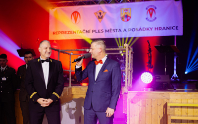 První společný Reprezentační ples města a posádky Hranice nabídl slavnostní večer ve znamení spolupráce a tradice