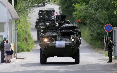 US konvoj přijíždí do Přáslavic