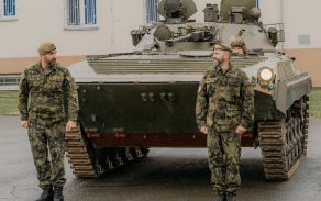 V Přáslavicích předali velení 72. mechanizovaného praporu a oslavili čtvrtstoletí jeho existence