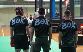 Přebor velitele 7. mechanizované brigády v boxu – disciplína, respekt a duch Dukelské