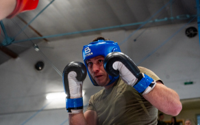 Přebor velitele 7. mechanizované brigády v boxu – disciplína, respekt a duch Dukelské