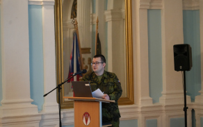 Velitel 71. mechanizovaného praporu nejprve zúčastněné seznámil se strukturou praporu a jeho výcvikovými úkoly v tomto roce.