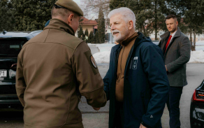 Návštěva pana prezidenta Petra Pavla v posádce Přáslavice