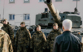 Návštěva pana prezidenta Petra Pavla v posádce Přáslavice