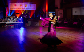 První společný Reprezentační ples města a posádky Hranice nabídl slavnostní večer ve znamení spolupráce a tradice