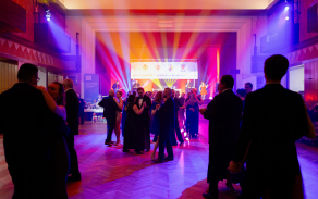 První společný Reprezentační ples města a posádky Hranice nabídl slavnostní večer ve znamení spolupráce a tradice