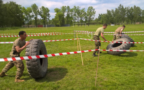 Silové soutěže potřebovaly týmovou spolupráci
